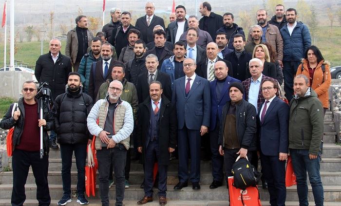 Vali Su, gazetecilerle buluştu