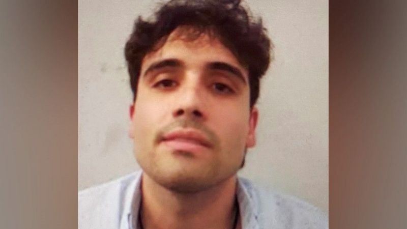 Meksika’da El Chapo’nun oğlu yakalandı, uyuşturucu çetesinin üyeleri polisle çatıştı