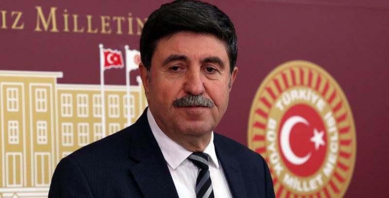 Kendisini 3 dönem meclise taşıyan Kürtlere 