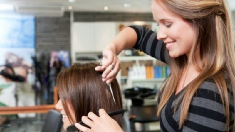 Berber, kuaför ve güzellik salonları bu akşam kapatılıyor!