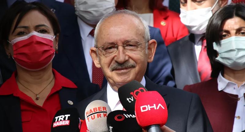 Kılıçdaroğlu: Binlerce kişi açken siz 50 bin dolarlık çantayla gezemezsiniz